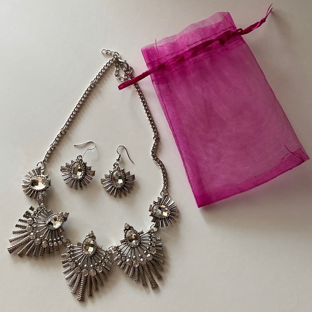 Silver necklace ❗️SOLD❗️